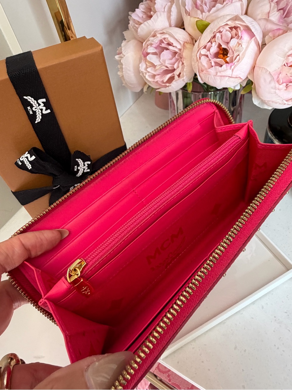 MCM EUC gorgeous Rose colored Studded Wallet w dust bag gift box - Picture 9 of 15